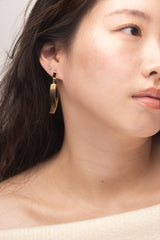 Curve Earrings